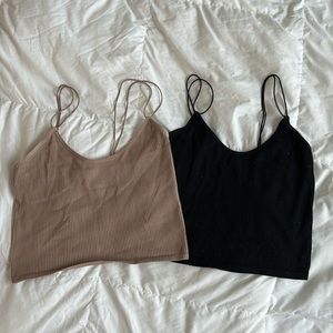 Crop tanks (set of 2)